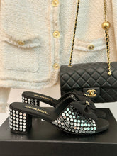 BLOCK HEEL MULE WITH WHITE RHINESTONES IN BLACK LAMBSKIN